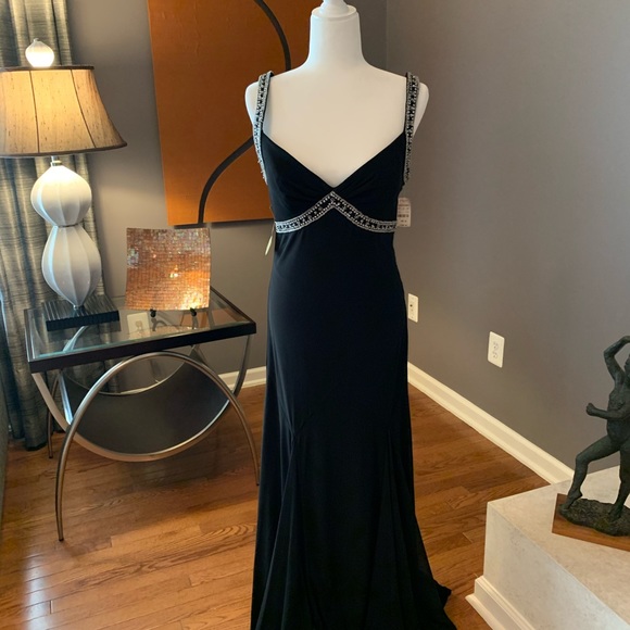 NWT JS Boutique Black Sequin long cocktail gown - Picture 10 of 10